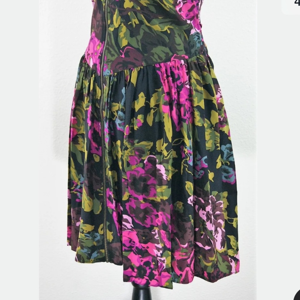 ❌SOLD❌Betsey Johnson Collection Floral Silk Dress - Picture 4 of 8